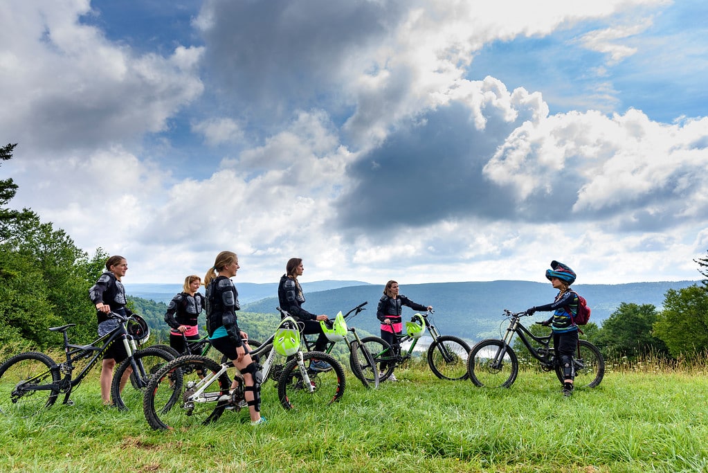 Joanna Yates - Ninja Mountain Bike Skills