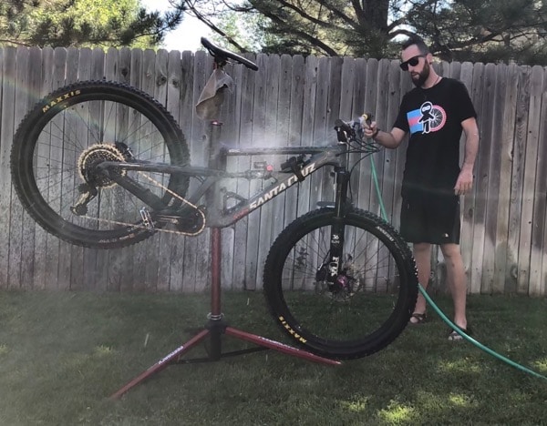 Best way to online clean your mountain bike