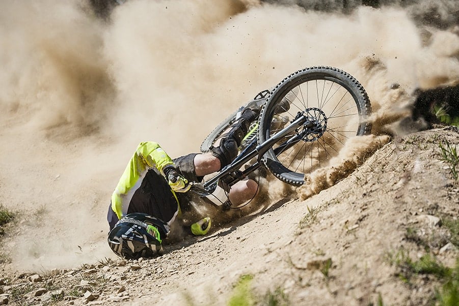 mtb crash